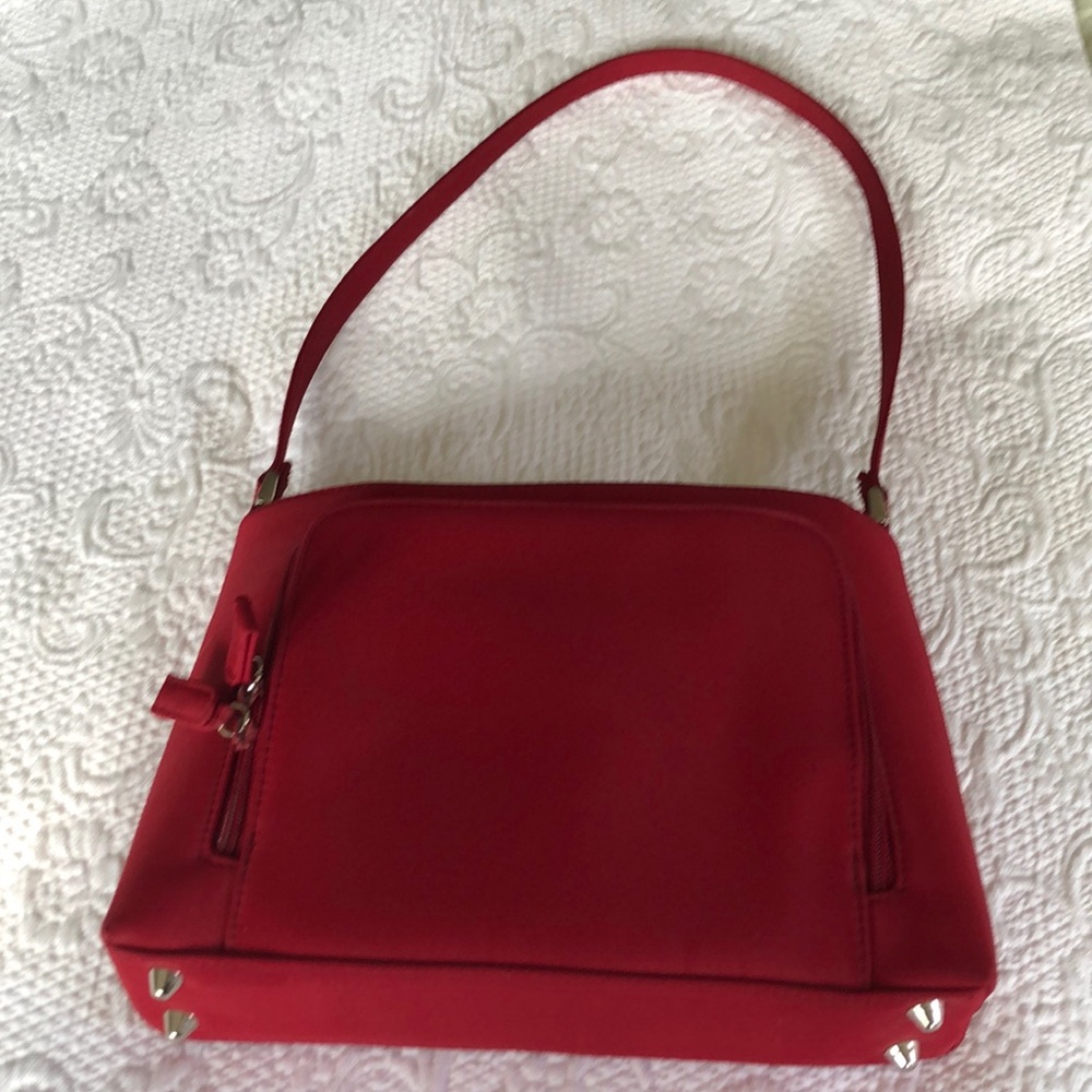 Red purse - Picture 2 of 4